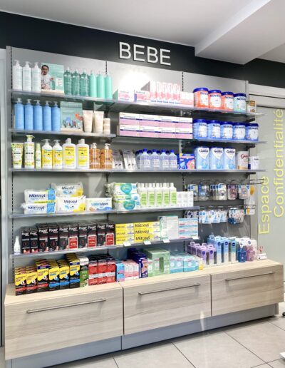 Merchandising pharmacie de Préfailles - Univers bébé