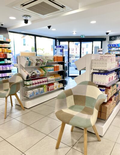 Merchandising pharmacie de Préfailles - Zone d'attente